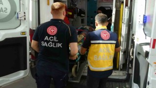 Adıyamanda kule vinç devrildi: 2 yaralı