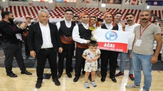 Ağrı Halk Oyunu Ekibi Bölge Şampiyonu oldu
