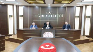 Ağrı Valisi Mustafa Koç, çevre hizmetleri birliği toplantısına katıldı