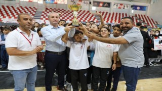 Ağrıda Türkiye Halk Oyunları Federasyonu Grup Yarışması heyecanı