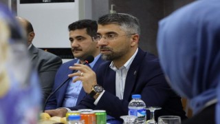 AK Parti yönetimi Aziziyede toplandı