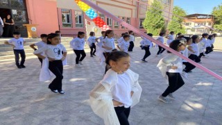 Alaşehir ve Turgutluda İlköğretim Haftası kutlandı