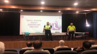 Aliağada öğrenci servis şoförlerine eğitim verildi