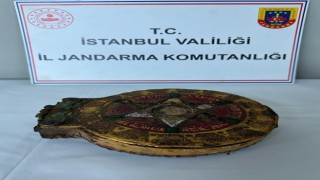 Altın yazma Tevratı 2 milyon dolara satmak isterken jandarmaya yakalandılar