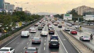 Anadolu Yakasında trafik yoğunluğu yüzde 74e ulaştı