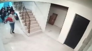 Asansör boşluğuna düşen 7 yaşındaki kız hayatını kaybetti, olay sonrası ilk anların kamera kayıtları ortaya çıktı