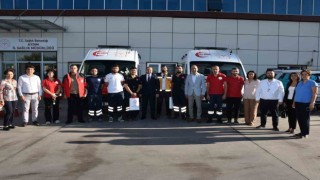 Aydından 8 gönüllü sağlık personeli ve 2 ambulans Libyaya gönderildi