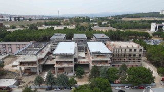 Aynı anda 2500 üniversiteli burada ders görecek