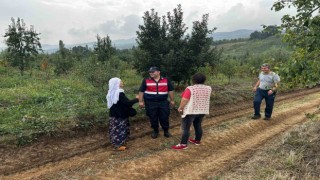 Bağ evinde kaybolan yaşlı kadını Jandarma ekipleri buldu