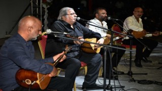 Bağlama üstadı Arif Sağ’dan Adana’da muhteşem konser