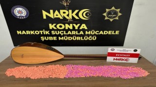 Bağlamanın içerisinden binlerce uyuşturucu hap çıktı