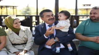 Bakan Tekin öğretmenlerle bir araya geldi