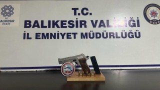 Balıkesirde 99 aranan şahıstan, 49u tutuklandı