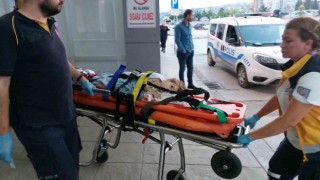 Balkondan düşen 3 yaşındaki çocuk ölümden döndü