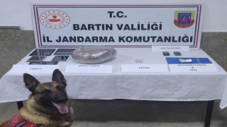 Bartında uyuşturucu operasyonu: 2 kilo amfetamin ele geçirildi