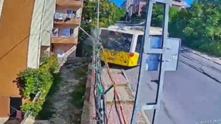 Başakşehirde rampadan çıkamayan İETT otobüsünün kaza anı kamerada