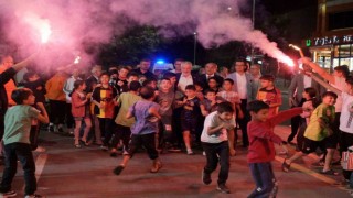 Başkan Başdeğirmene mahalle ziyaretinde coşkulu karşılama