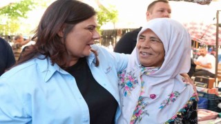 Başkan Çerçioğlu İncirliova Pazarında vatandaşlarla buluştu