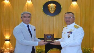 Başkan Oktay, Aksaz Deniz Üs Komutanı Eskiyi ağırladı