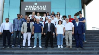 Başkan Palancıoğlundan Melikgazi Kayseri Kadın Basketbol maçına davet
