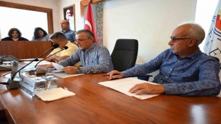 Başkan Topaloğlu: “Bu yıl öğrencilerimize 1500 lira burs desteği vereceğiz”