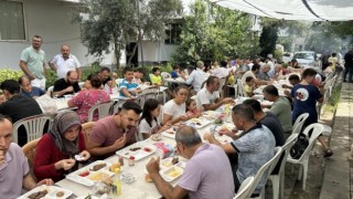 Bedava hayır yemeği ile karnını doyurmak isteyenler Fethiyede de grup kurdu