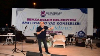 Bekir Develi Bizim Hikayemizle Manisalılarla buluştu