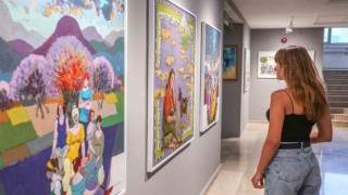 Belediye koridoru sanat galerisine dönüştü
