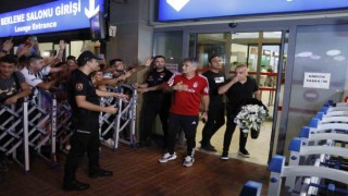 Beşiktaş, Adanaya geldi