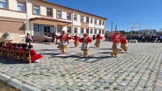 Bolvadinde İlköğretim Haftası kutlandı
