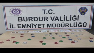 Burdurda kumar oynayan 4 kişiye 16 bin 220 TL para cezası