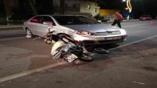 Burdurda motosiklet ile otomobil çarpıştı: 1 yaralı