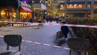 Bursada eğlence mekanında silahlı kavga: 3 yaralı