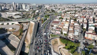Bursada okulların ilk günü trafikte yoğunluk yaşanmadı