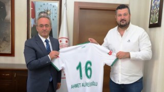 Bursaspor, İl Milli Eğitim Müdürlüğünü ziyaret etti