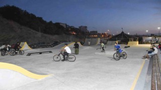 Büyükşehirden, Bandırmaya deniz manzaralı Skate Park