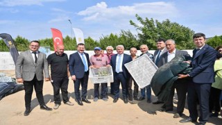 Büyükşehirden zeytin ve incir üreticilerine destek