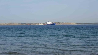 Çanakkale Boğazında makine arızası giderilen tanker Bozcaada demir sahasına götürüldü