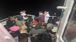 Çanakkalede 121 kaçak göçmen yakalandı, 40 kaçak göçmen kurtarıldı