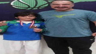 Çayırova Belediyesi sporcularından 8 madalya birden