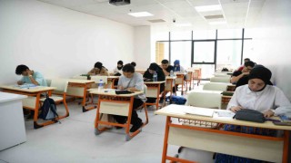 Çayırovada üniversiteye hazırlık kursu kayıtları devam ediyor