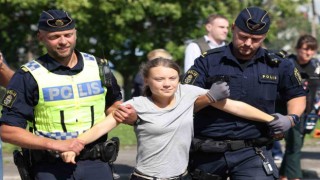 Çevre aktivisti Thunberge 2 ayda 2inci “polise itaatsizlik” suçlaması