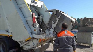 Çevre Dostu Melikgazi Belediyesi mahalleleri baştan sona temizliyor