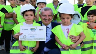 Çevre müfettişi öğrenciler görev başında