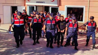 Cinayet şüphelileri çelik yelekle adliyeye sevk edildi