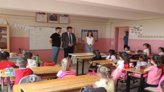 Cizre İlçe Milli Eğitim Müdürü köy okullarını gezdi