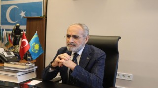 Cumhurbaşkanı Başdanışmanı Yalçın Topçu görevine devam ediyor