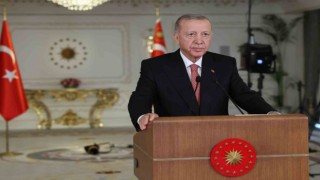 Cumhurbaşkanı Erdoğan: Depremin siyasetini ve istismarını yapanlardan değil depremzedelerimizin acılarını paylaşanlardan olduk
