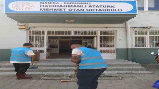 Denetimli serbestlik yükümlüleri okulları eğitime hazırlıyor