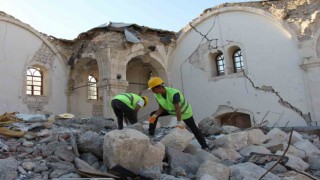 Depremde yıkılan Adıyaman Ulu Camide restorasyon başladı